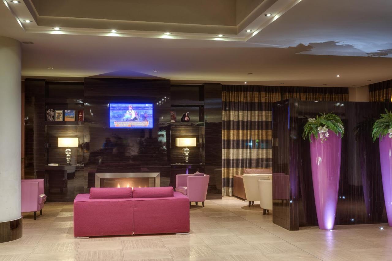 Quality Hotel Green Palace Monterotondo  Esterno foto