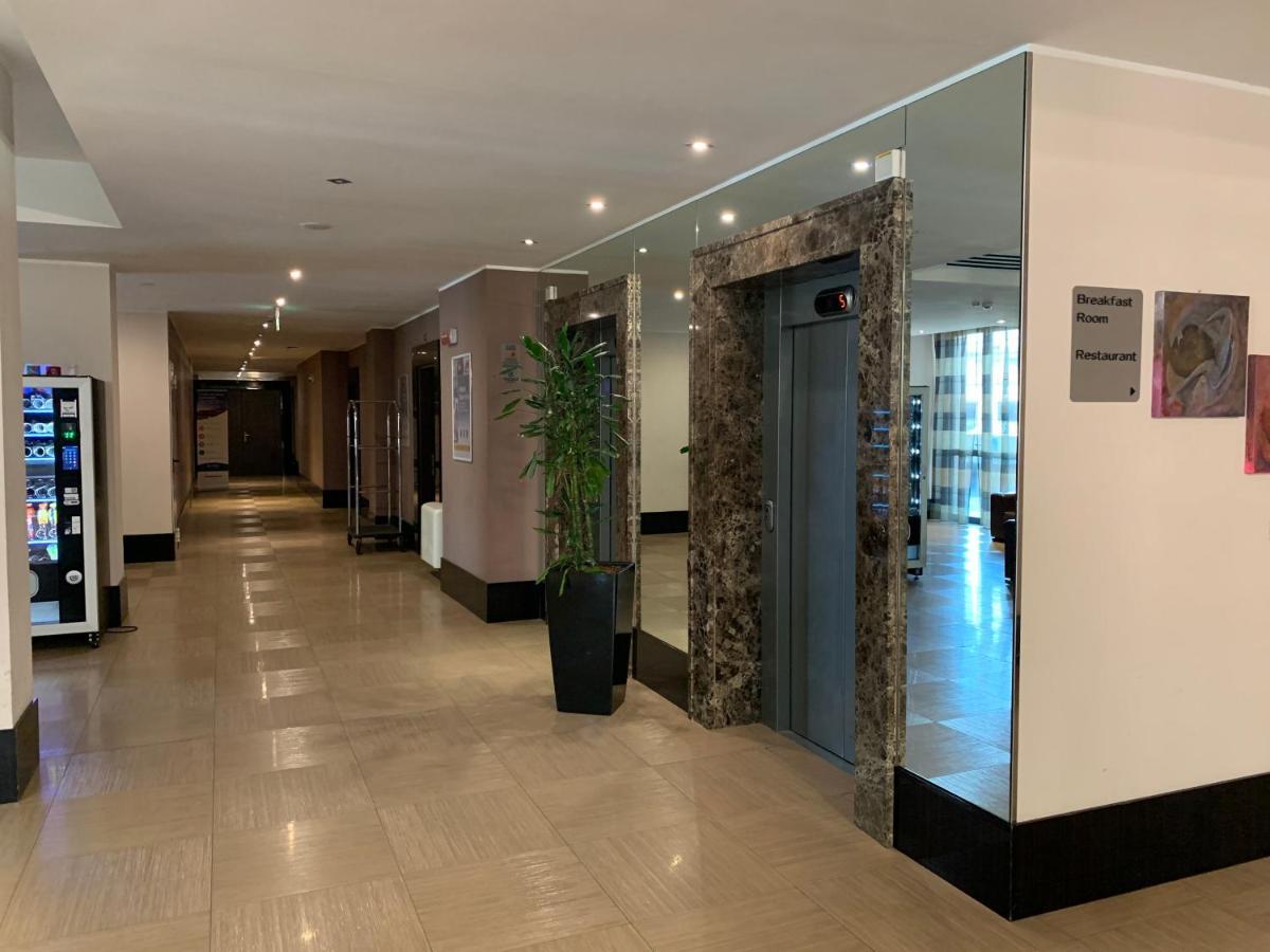 Quality Hotel Green Palace Monterotondo  Esterno foto